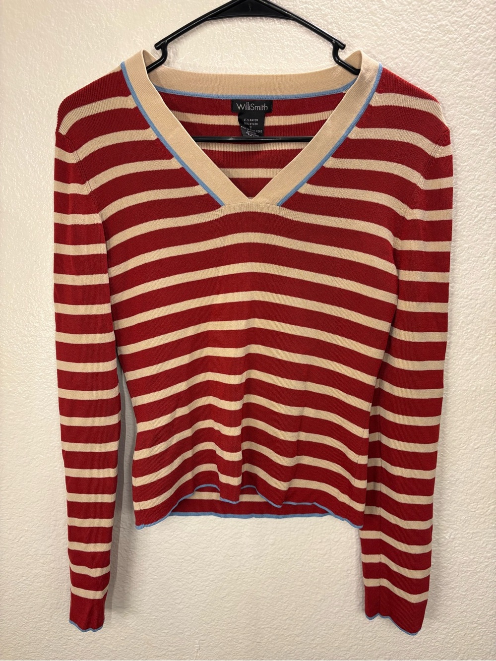 WilliSmith Striped V-Neck Shirt Sweater Size Small